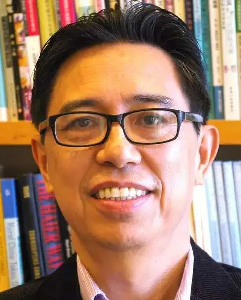 Xiaobo Lü